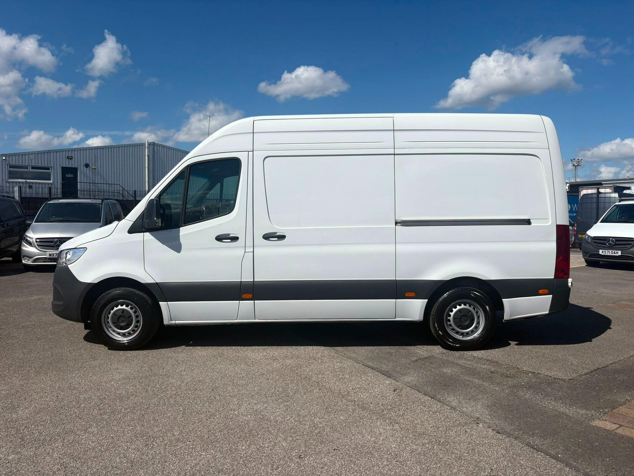 Mercedes-Benz Sprinter